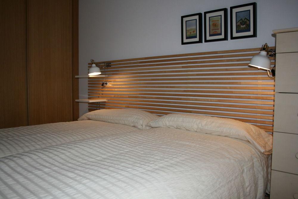 Apartamentos La Balandra De Muros Muros De Nalon Luaran gambar