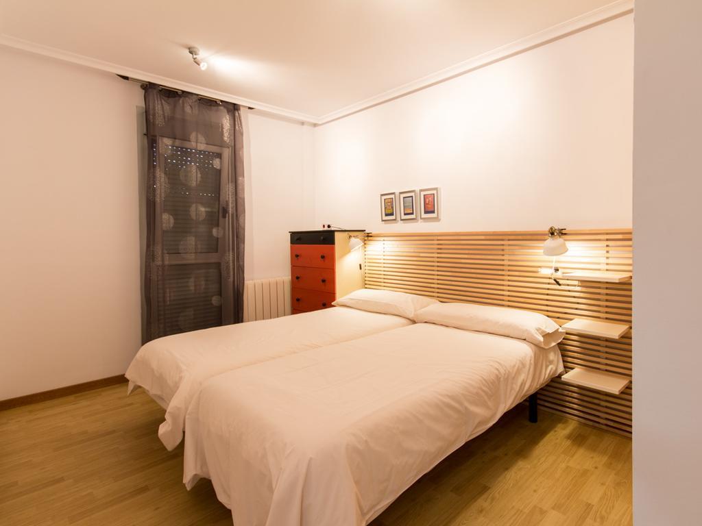 Apartamentos La Balandra De Muros Muros De Nalon Luaran gambar