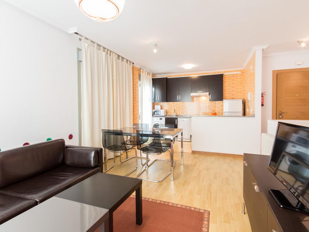 Apartamentos La Balandra De Muros Muros De Nalon Luaran gambar